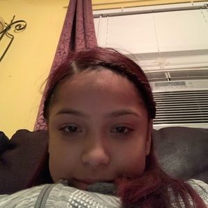 Meet your Posher, Yadira